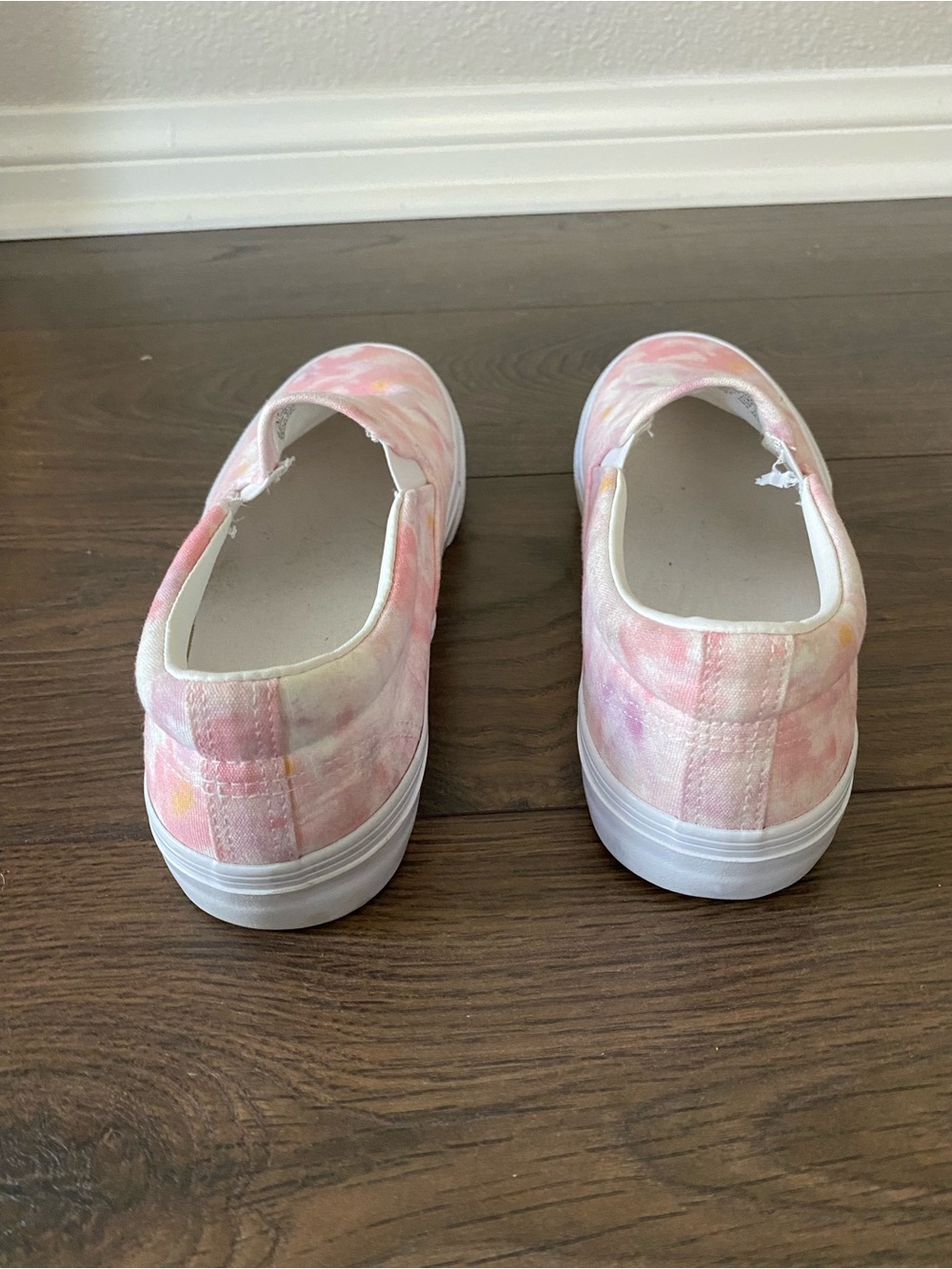 NWOT No Boundaries Slip-On Sneakers - Pink Tie-Dye - Picture 8 of 11